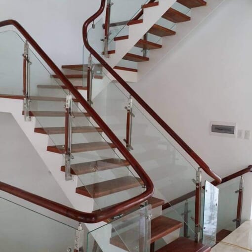 Cầu Thang Kính 24