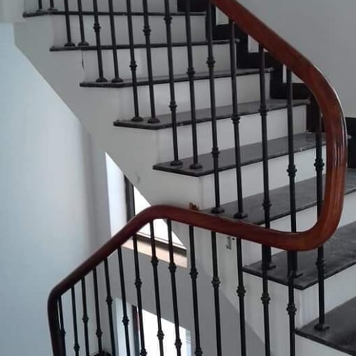 Cầu Thang Sắt Mỹ Thuật 17