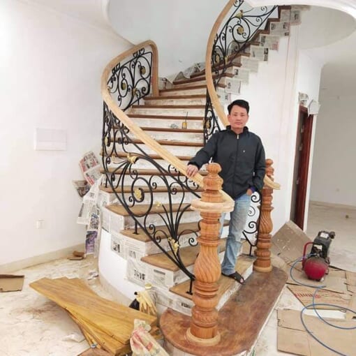 Cầu Thang Sắt Mỹ Thuật 21