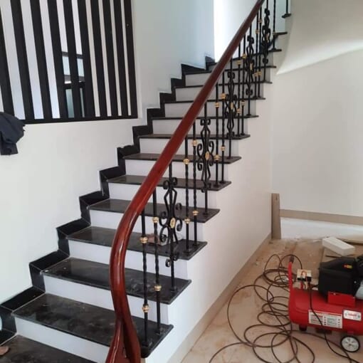 Cầu Thang Sắt Mỹ Thuật 22